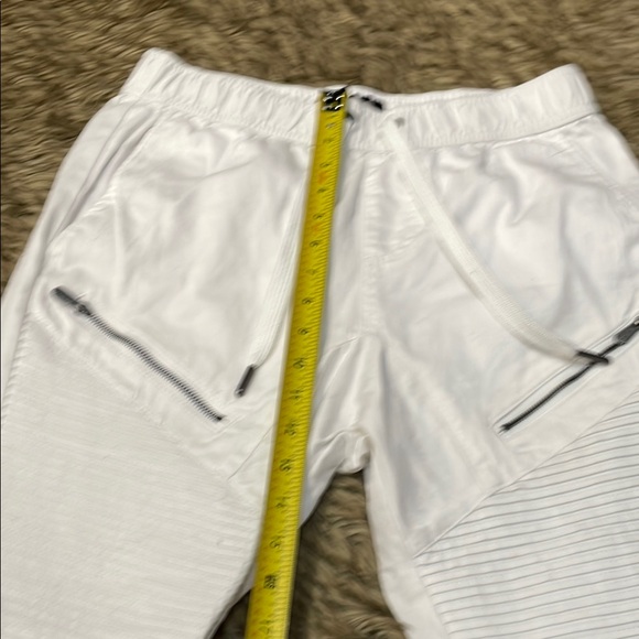 White Motopants with Lightweight Fabric - Picture 7 of 8